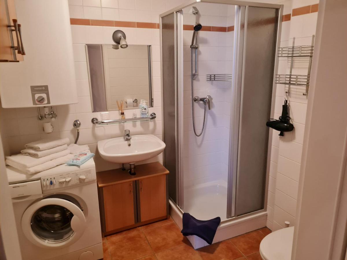 Ferienwohnung Salburg,Troepolach ภายนอก รูปภาพ